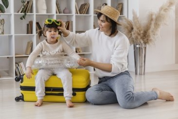 Babá acompanhando a família em viagens: o que o empregador deve saber? Babá acompanhando a família em viagens: o que o empregador deve saber?