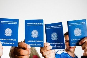 Contratar doméstica sem carteira assinada: quais os riscos? Contratar doméstica sem carteira assinada: quais os riscos?