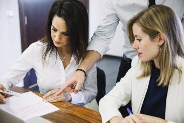 Posso contratar mais de um empregado doméstico? Entenda como funciona Posso contratar mais de um empregado doméstico? Entenda como funciona