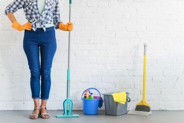 Empregada doméstica meio período em 2026: salário e custos Empregada doméstica meio período em 2026: salário e custos